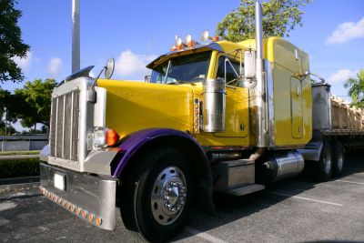 Commercial Truck Liability Insurance in Woodland Hills, CA